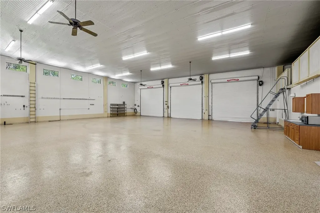 1921 Oakes Boulevard Naples FL 34119