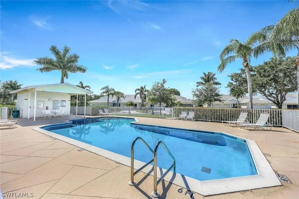 6208 Shadowood Circle Naples FL 34112