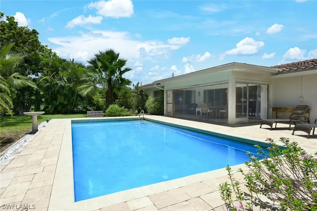 4820 SW 2nd Place Cape Coral FL 33914