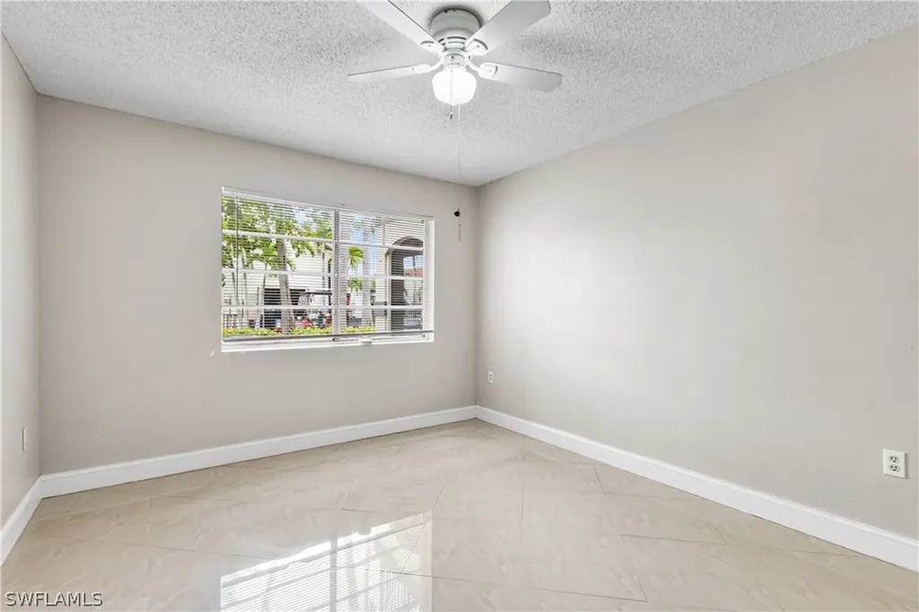 3405 Winkler Avenue Fort Myers FL 33916