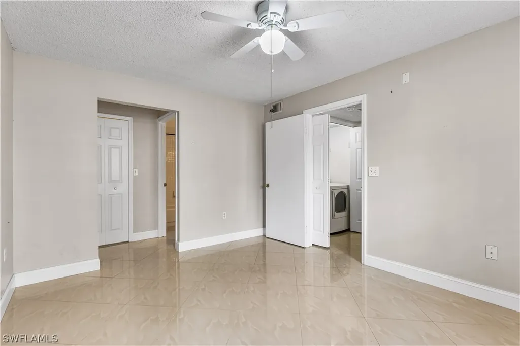 3405 Winkler Avenue Fort Myers FL 33916