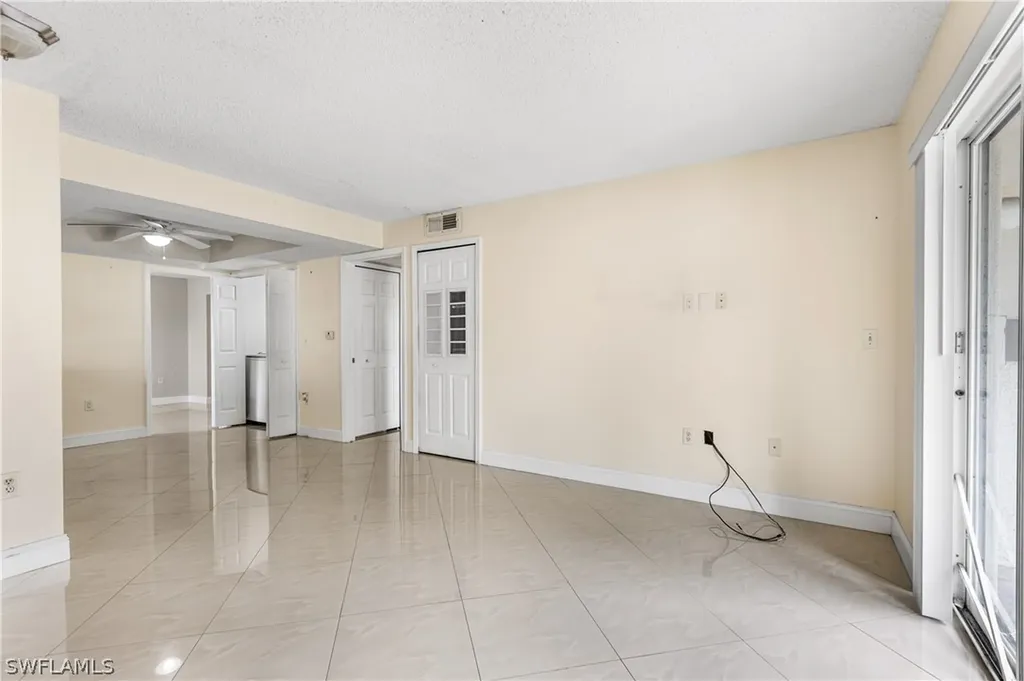 3405 Winkler Avenue Fort Myers FL 33916