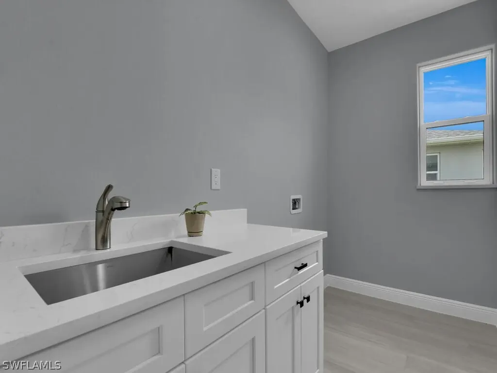 9573 Shelburne Circle Port Charlotte FL 33981