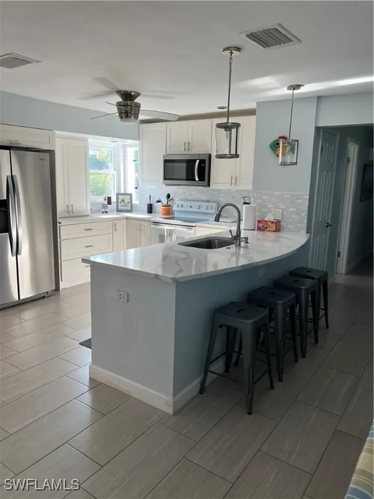 671 100th Avenue N Naples FL 34108