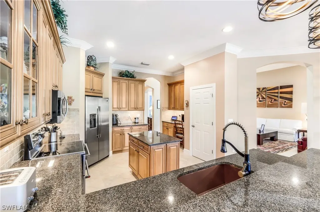 10914 Stonington Avenue Fort Myers FL 33913