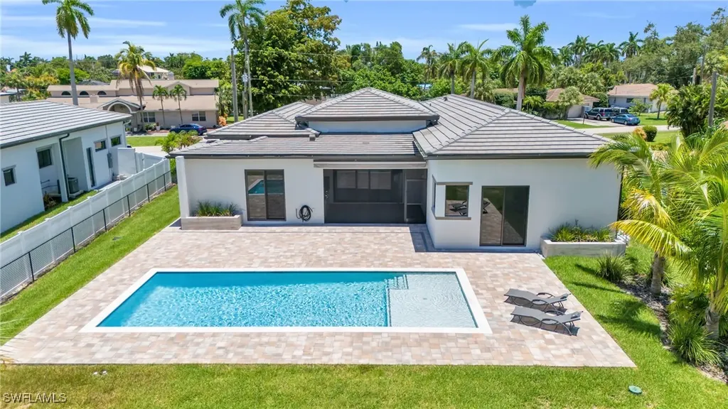 1332 Longwood Drive Fort Myers FL 33919