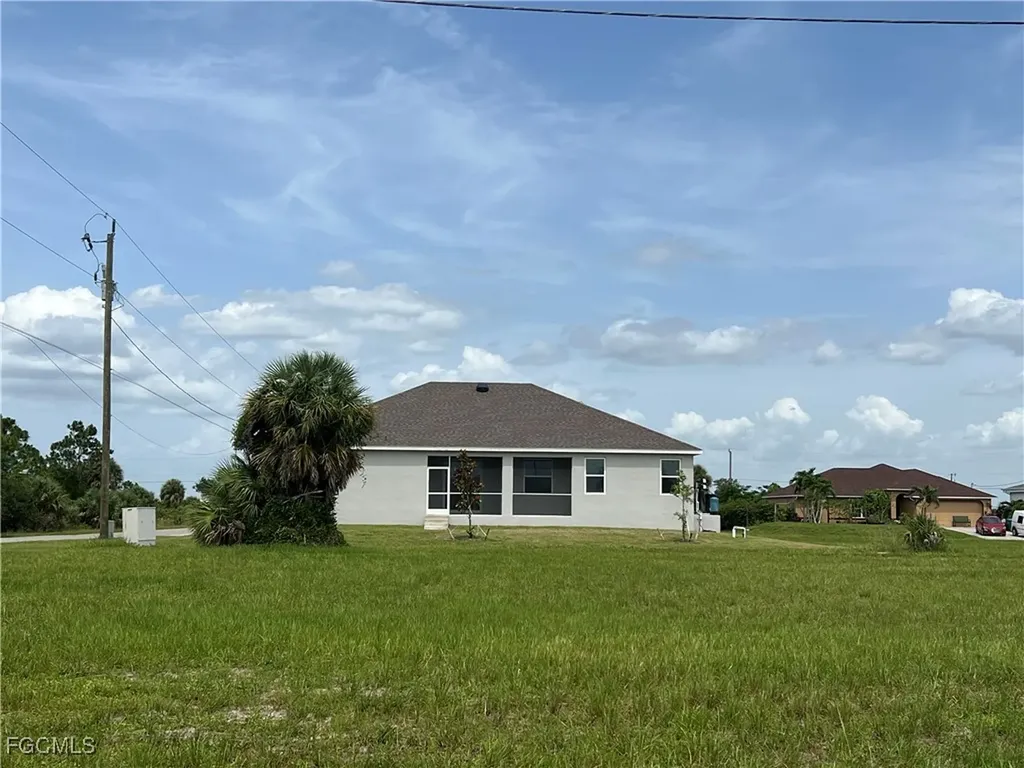 4024 NW 41st Avenue Cape Coral FL 33993