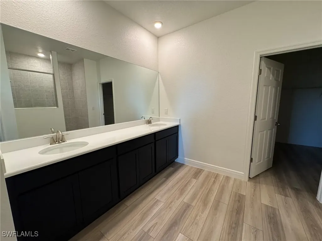 4024 NW 41st Avenue Cape Coral FL 33993