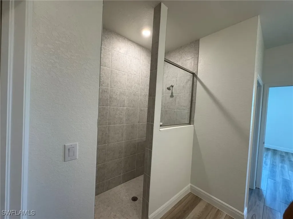 4024 NW 41st Avenue Cape Coral FL 33993