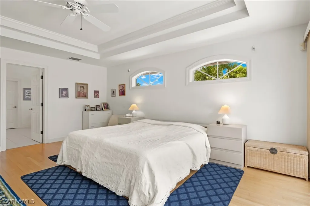 628 Lake Murex Circle Sanibel FL 33957