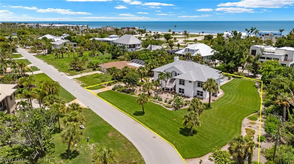 628 Lake Murex Circle Sanibel FL 33957