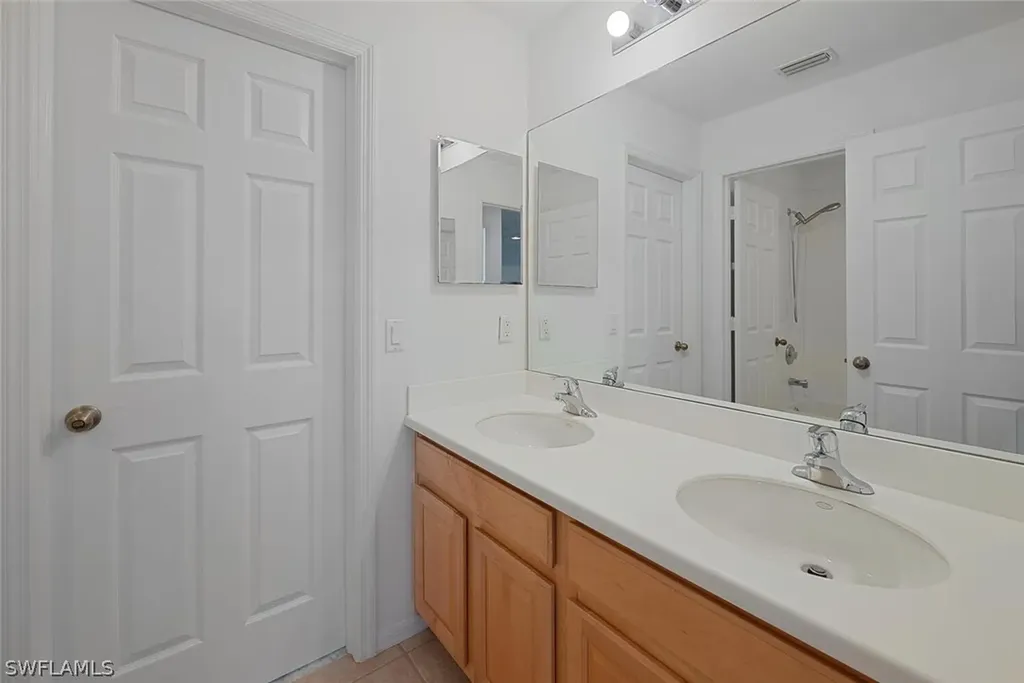 2653 Fishtail Palm Court Naples FL 34120