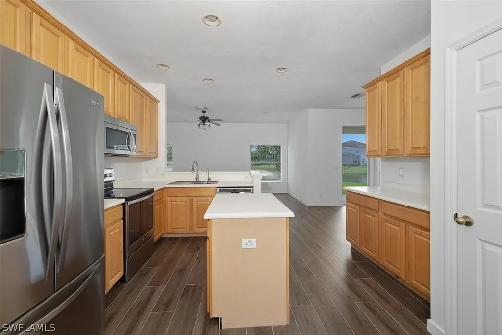 2653 Fishtail Palm Court Naples FL 34120
