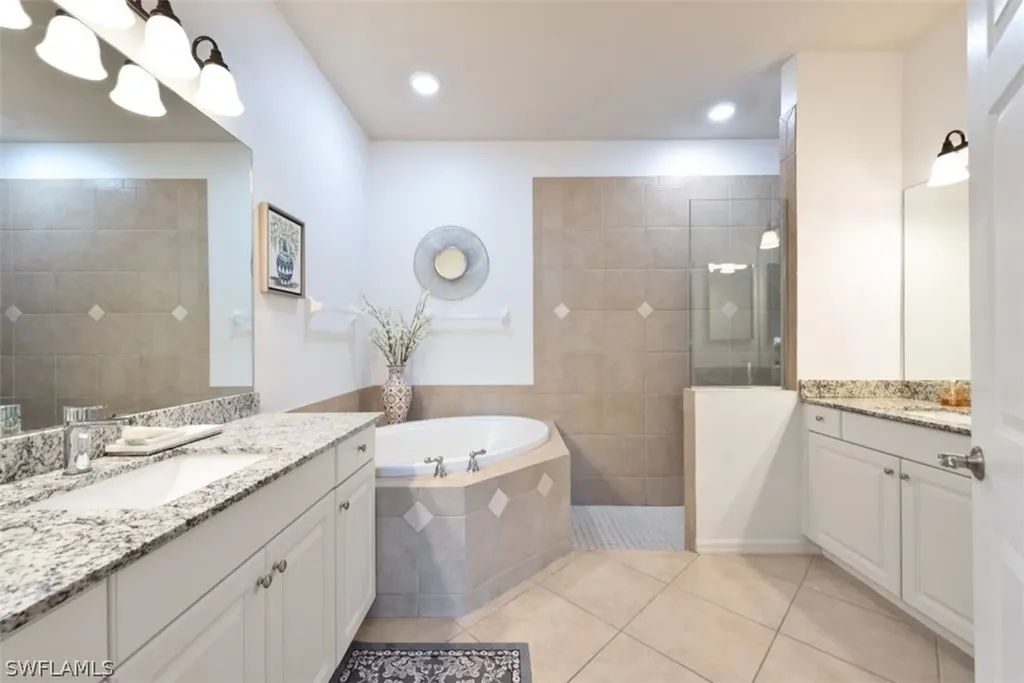 12851 Carrington Circle Naples FL 34105-5010