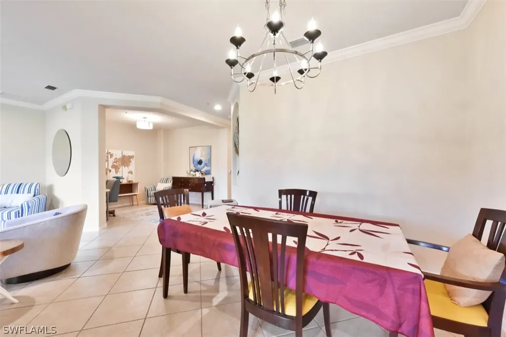12851 Carrington Circle Naples FL 34105-5010