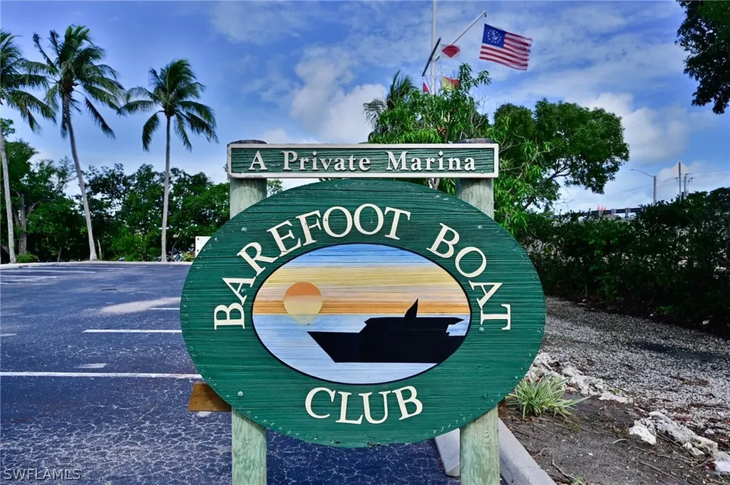 5025 Bonita Beach Road SW Bonita Springs FL 34134