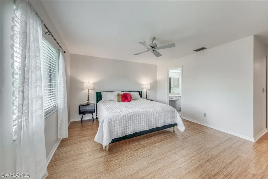 228 Fox Glen Drive Naples FL 34104