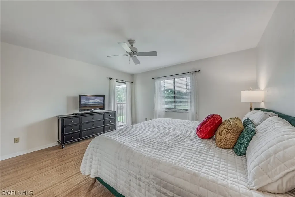 228 Fox Glen Drive Naples FL 34104