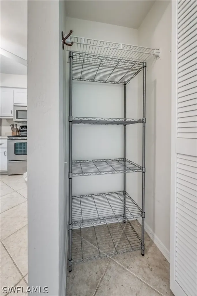228 Fox Glen Drive Naples FL 34104