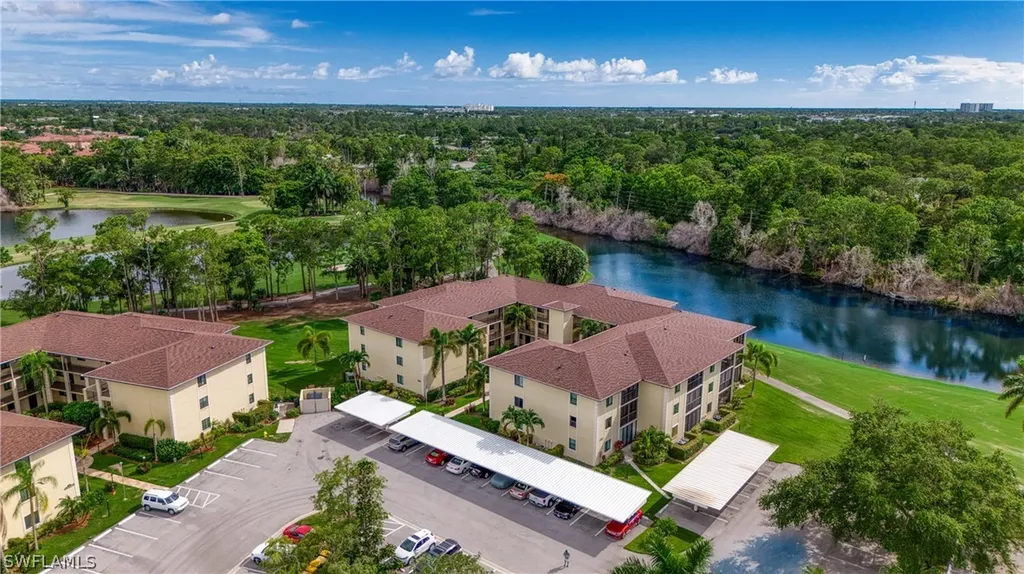 228 Fox Glen Drive Naples FL 34104