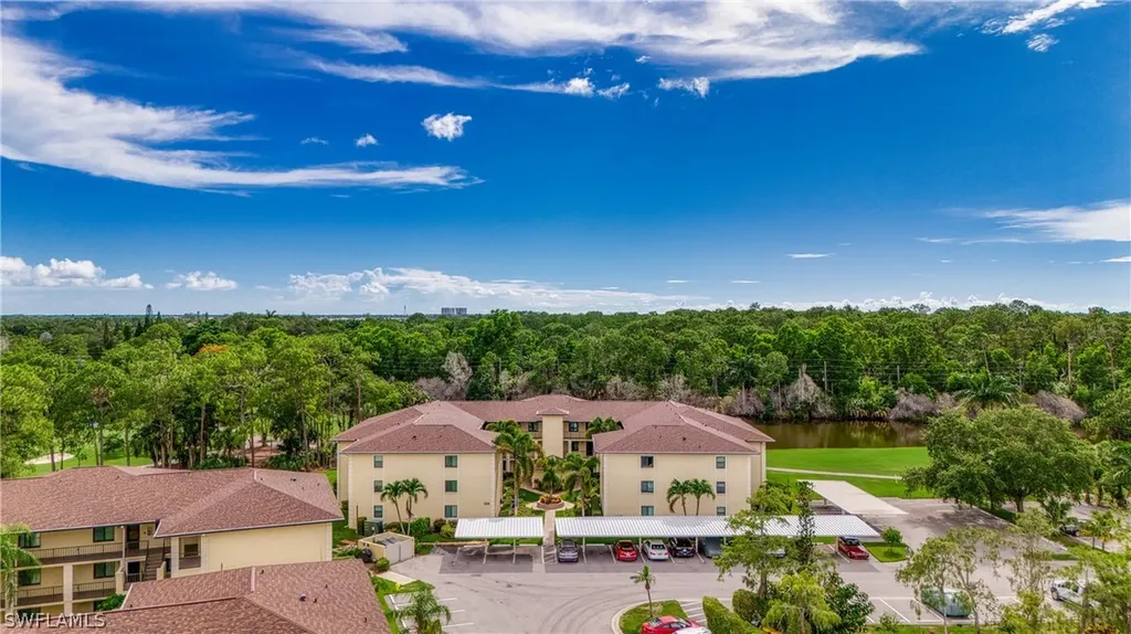 228 Fox Glen Drive Naples FL 34104
