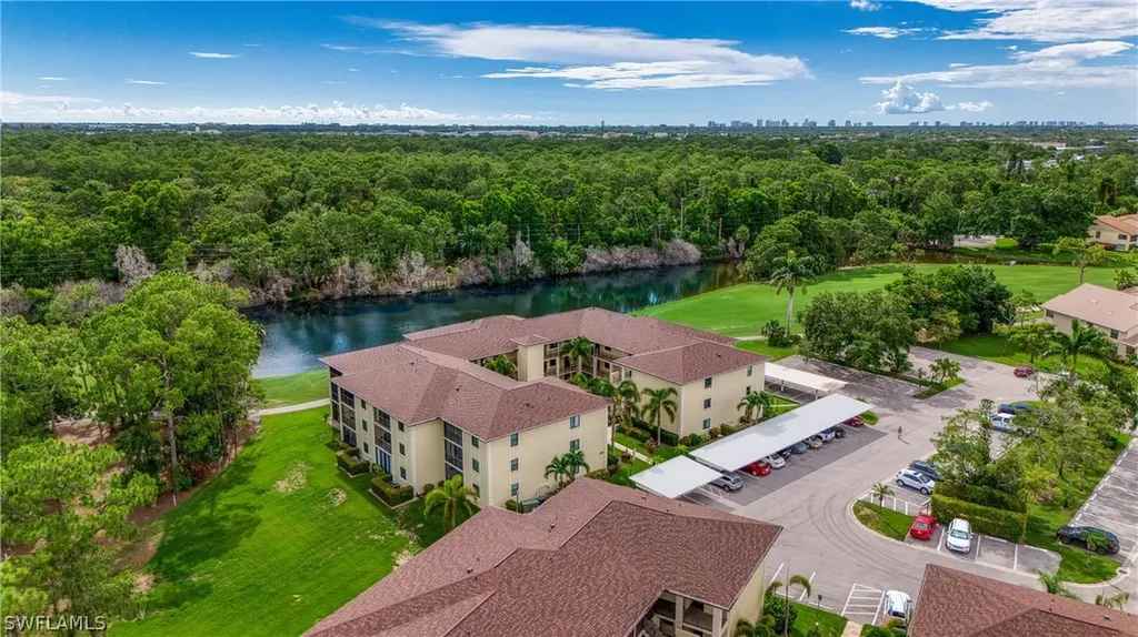 228 Fox Glen Drive Naples FL 34104