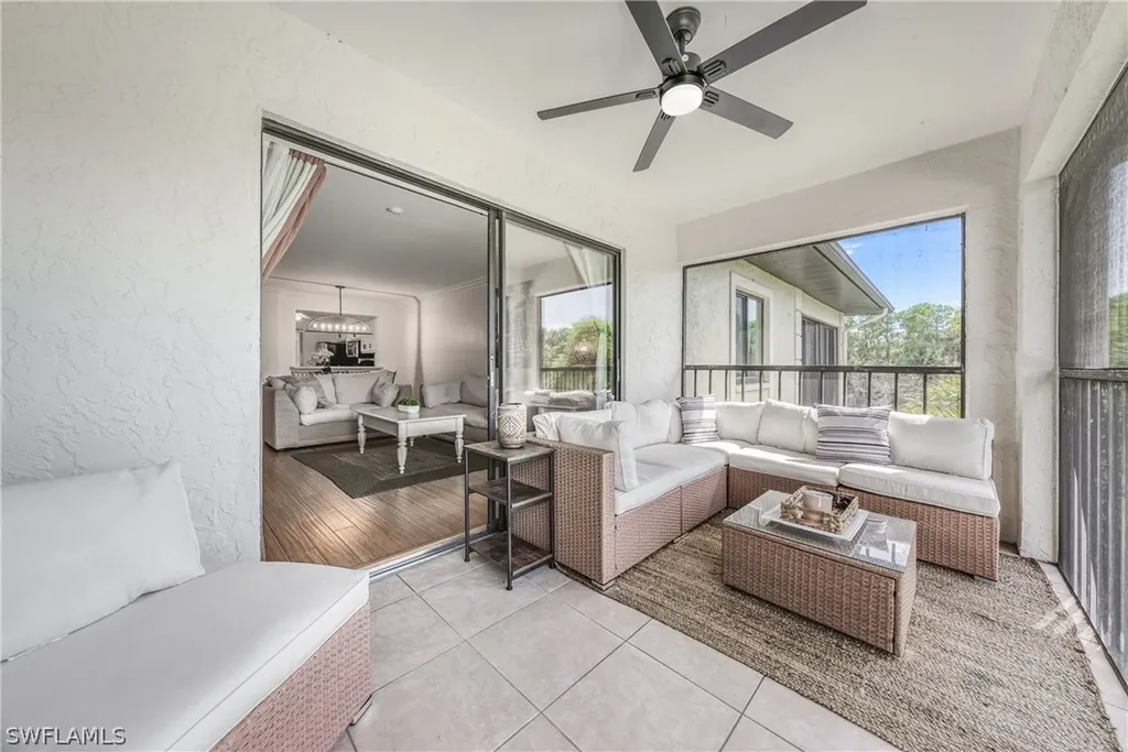 228 Fox Glen Drive Naples FL 34104