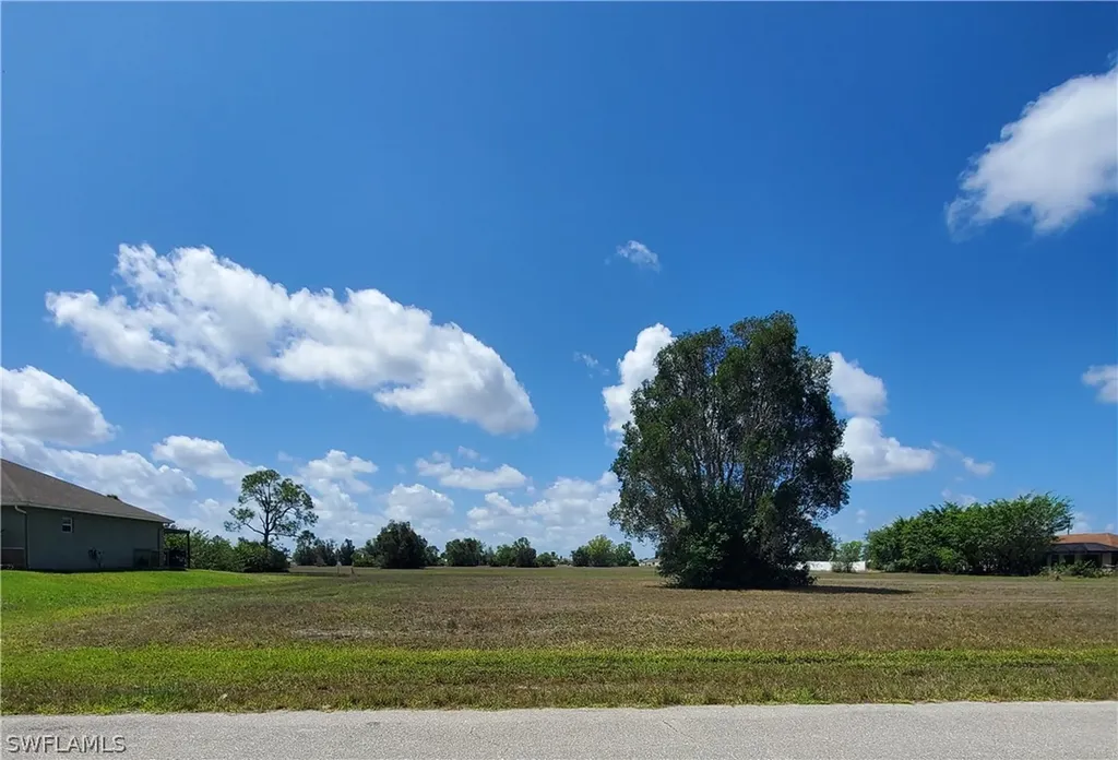 416 NW 17th Terrace Cape Coral FL 33993
