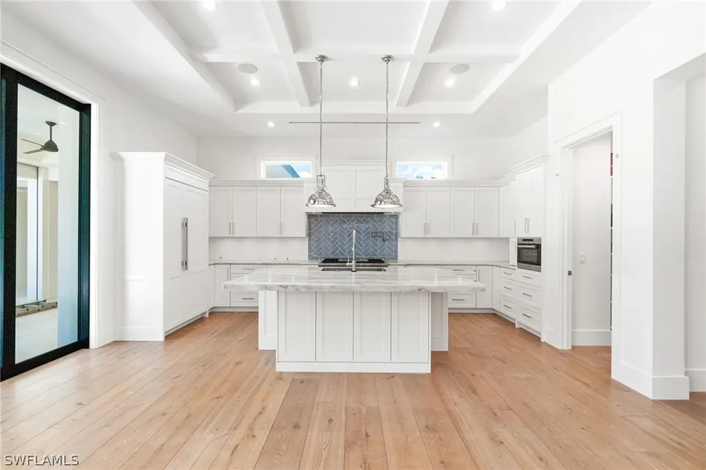 171 North Street Naples FL 34108