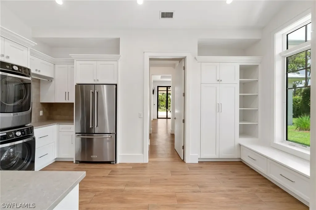 171 North Street Naples FL 34108