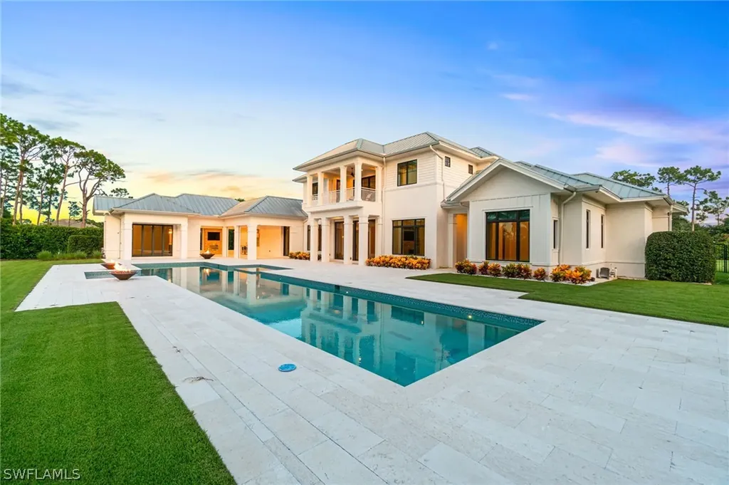 171 North Street Naples FL 34108