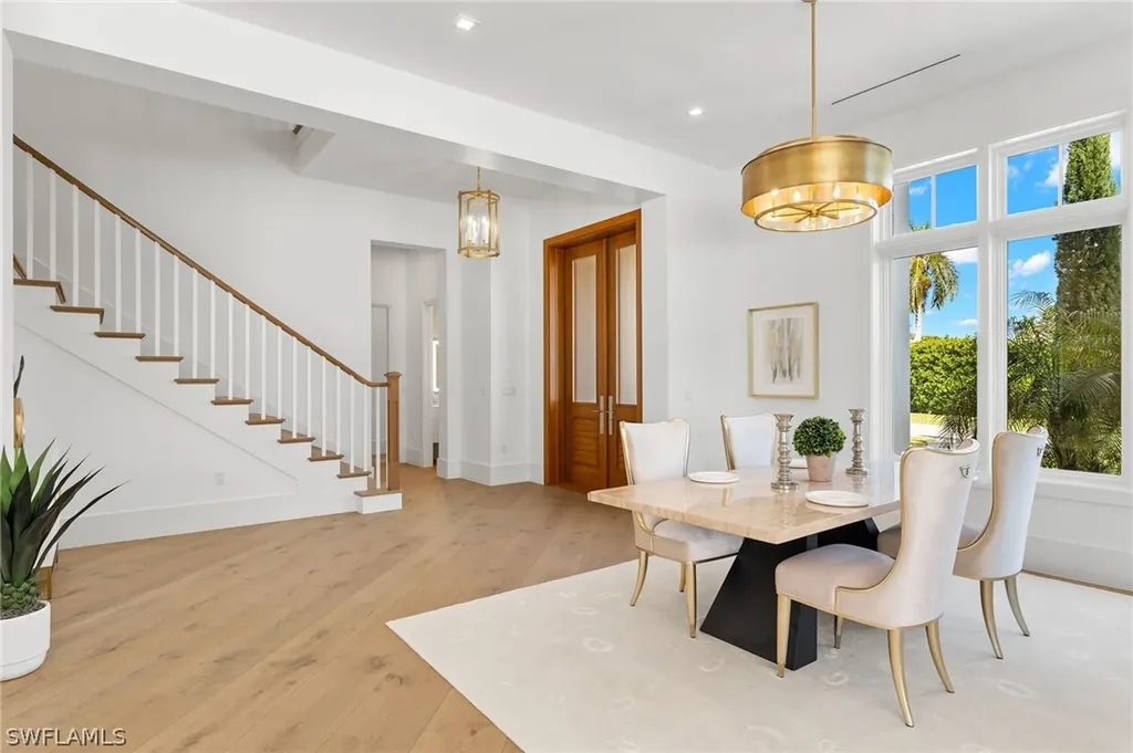 1800 Snook Drive Naples FL 34102