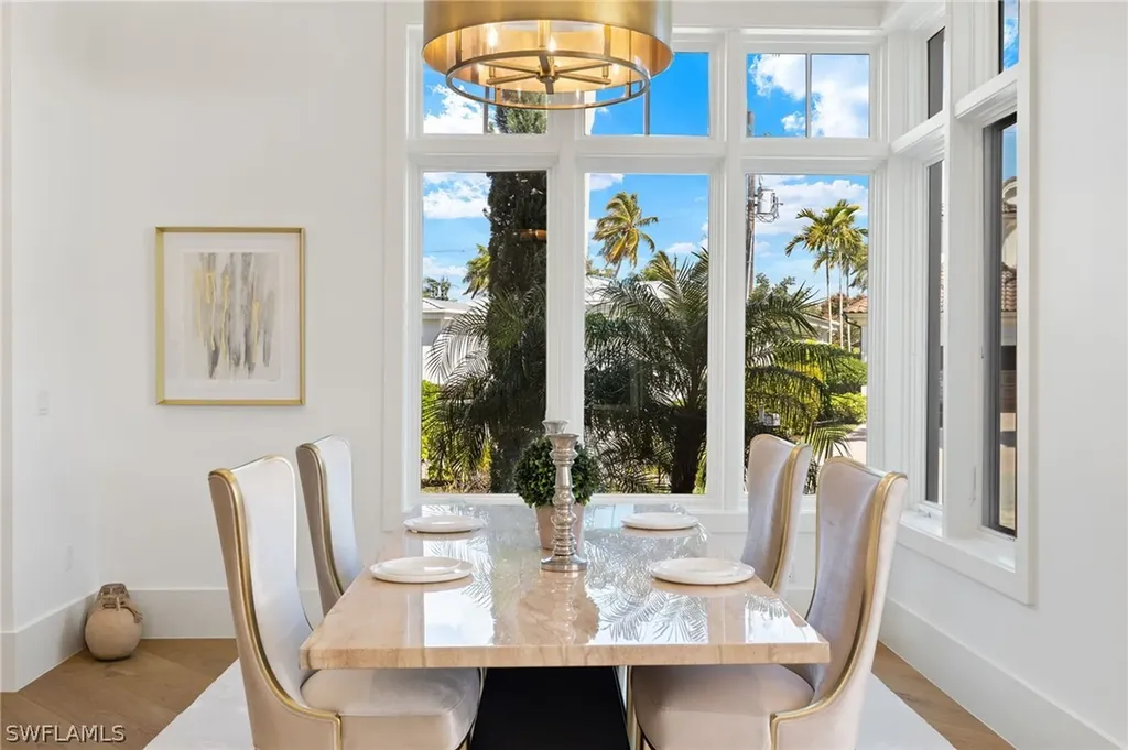 1800 Snook Drive Naples FL 34102