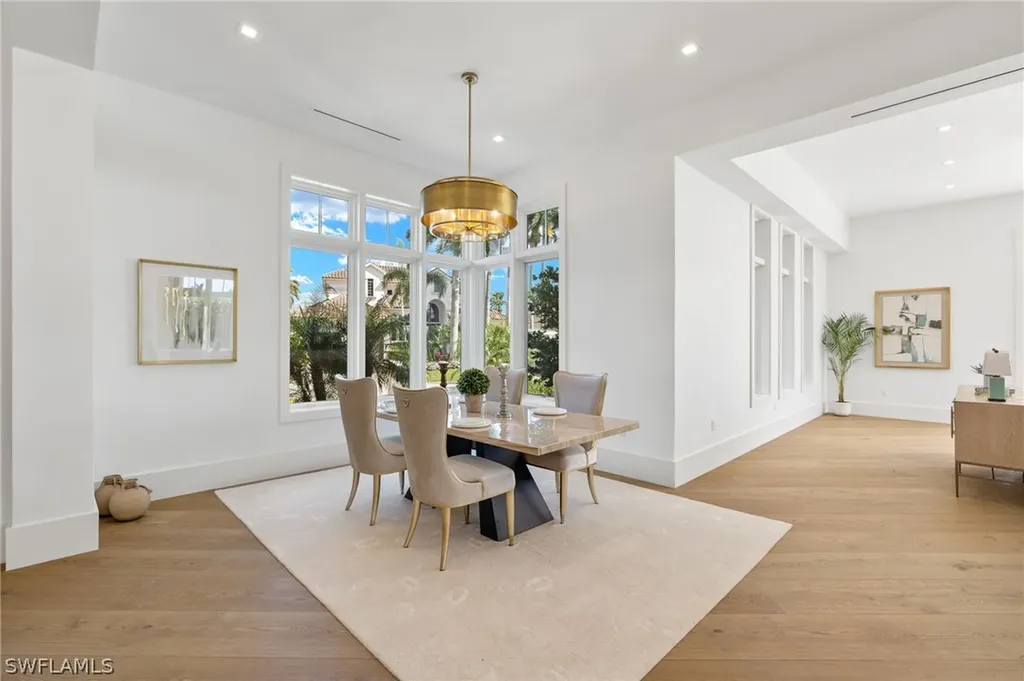 1800 Snook Drive Naples FL 34102