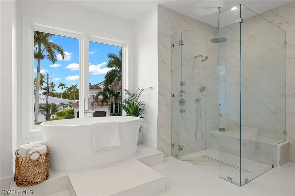 1800 Snook Drive Naples FL 34102