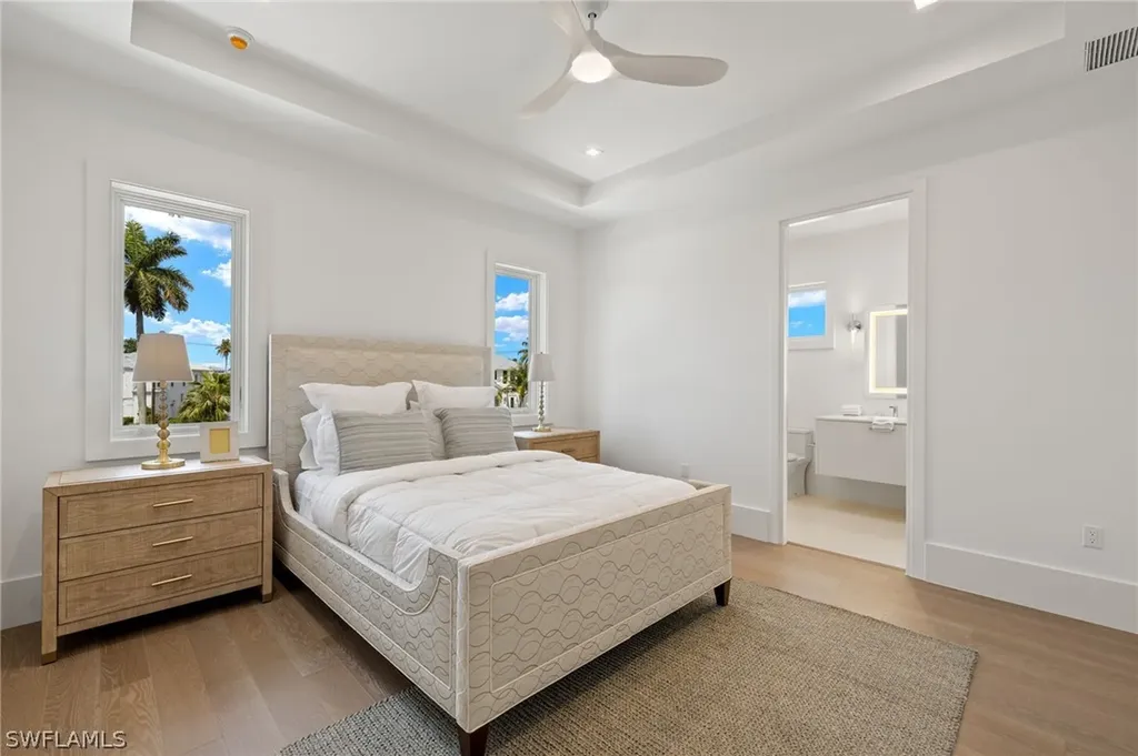 1800 Snook Drive Naples FL 34102