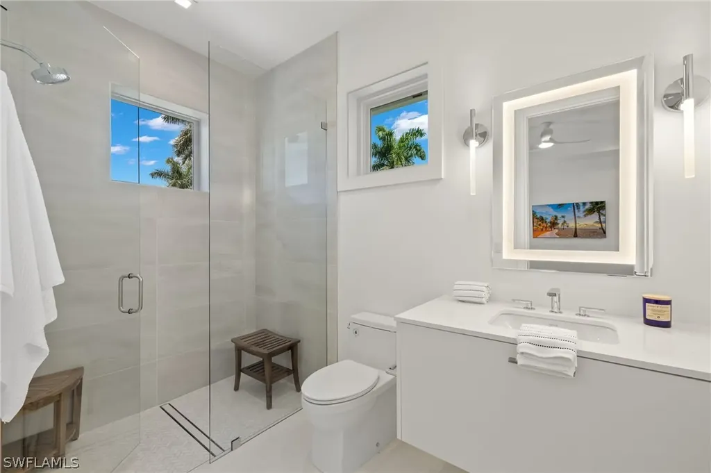 1800 Snook Drive Naples FL 34102