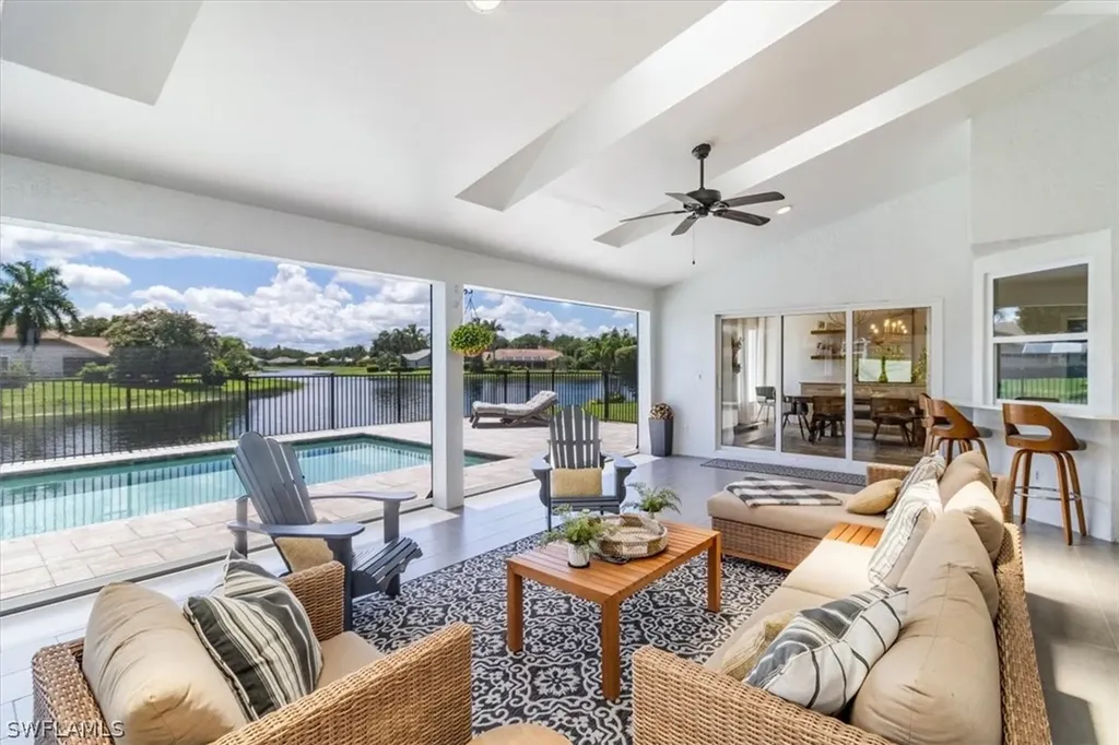 Naples FL, 11620 Longshore Way W