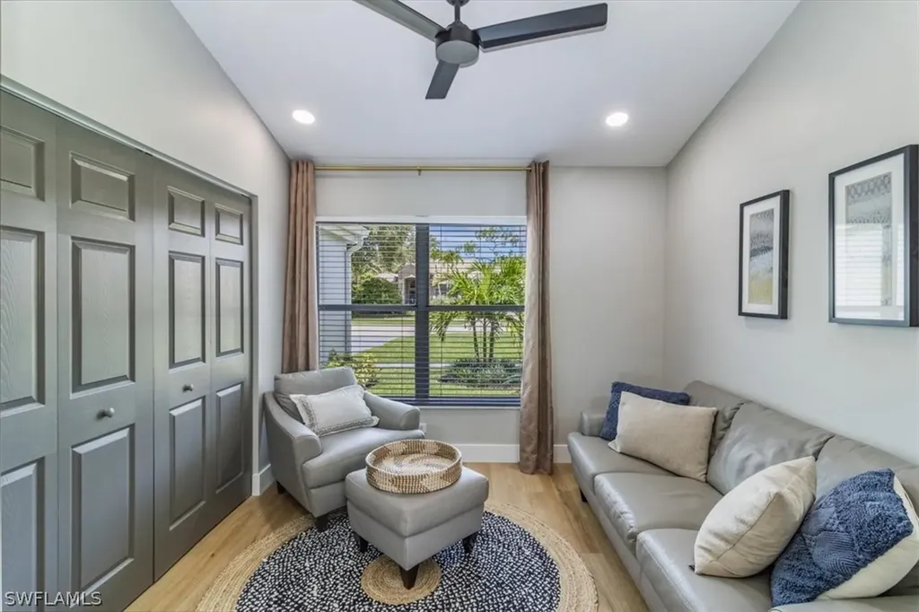 11620 Longshore Way W Naples FL 34119