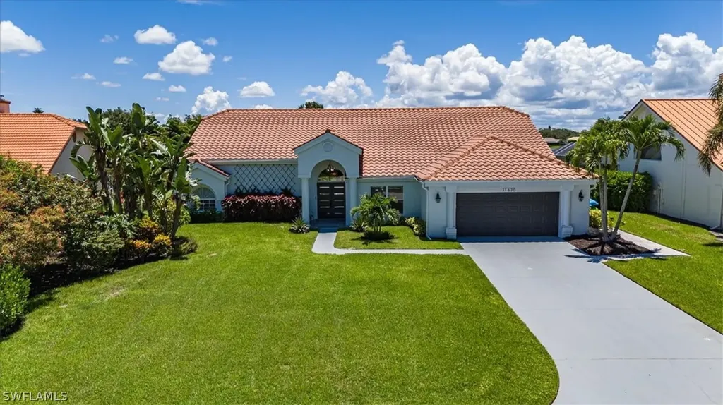 11620 Longshore Way W Naples FL 34119