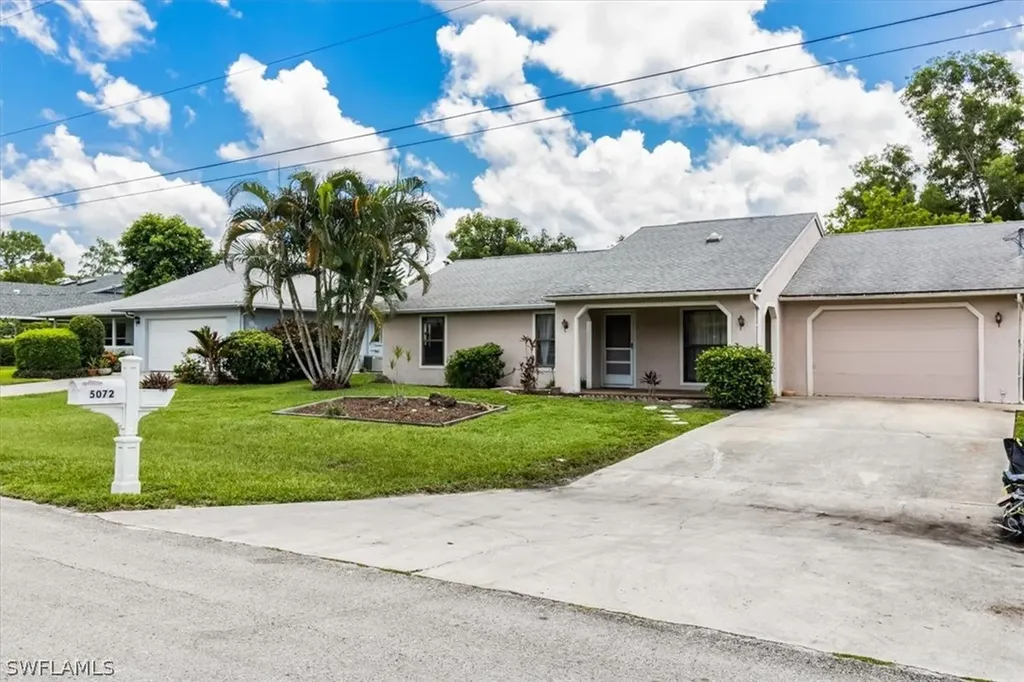 5072 27th Place SW Naples FL 34116