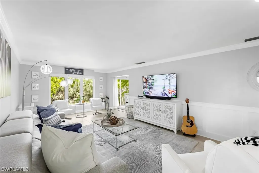 201 Palm River Boulevard Naples FL 34110
