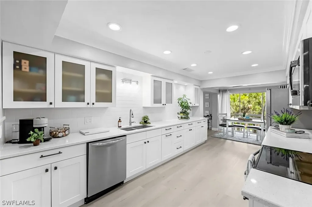 201 Palm River Boulevard Naples FL 34110