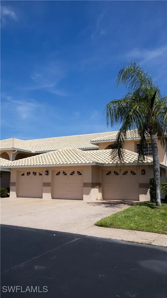 9061 Michael Circle Naples FL 34113