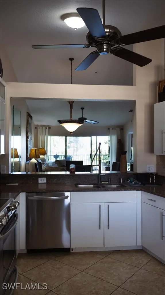 9061 Michael Circle Naples FL 34113