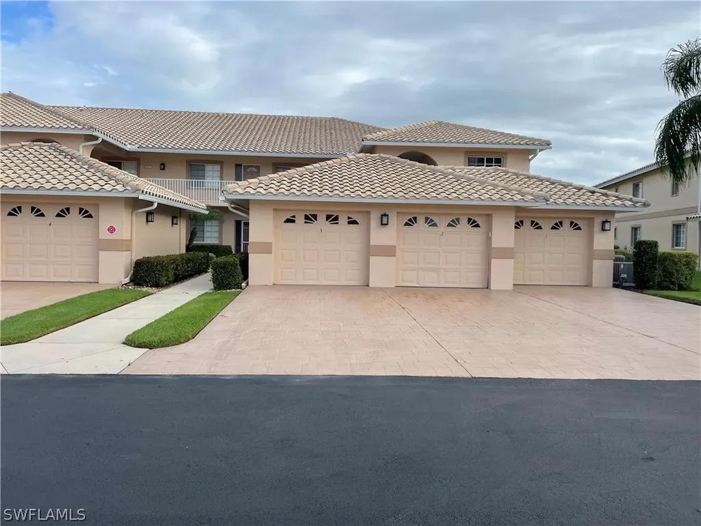 9061 Michael Circle Naples FL 34113