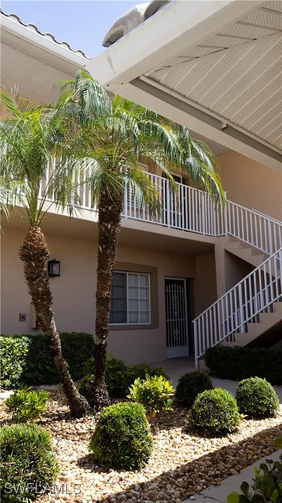 9061 Michael Circle Naples FL 34113