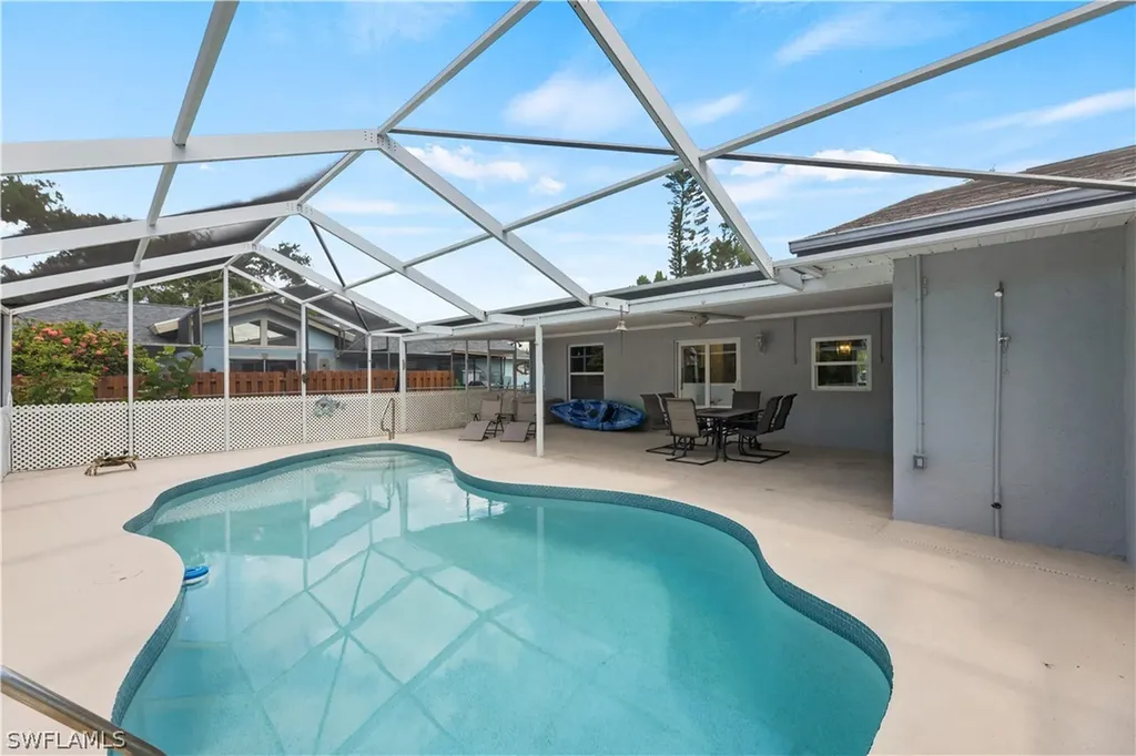 6061 Perthshire Lane Fort Myers FL 33908