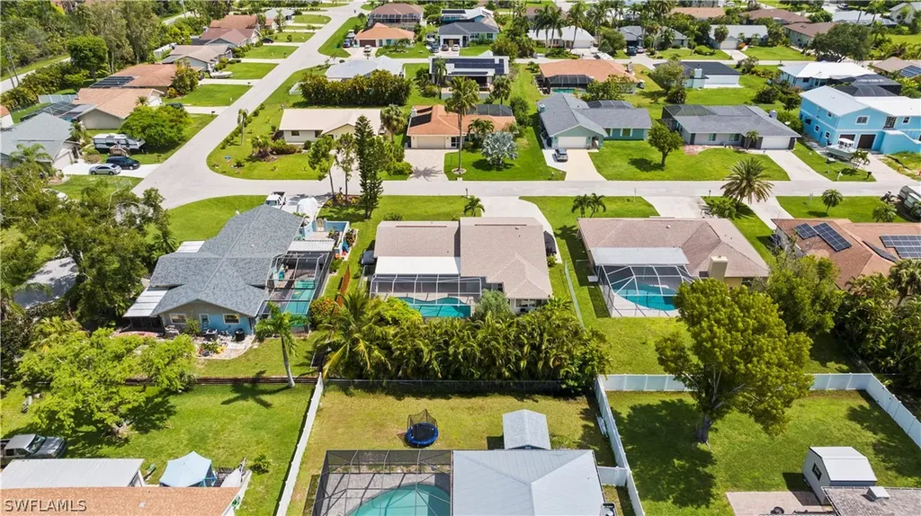 6061 Perthshire Lane Fort Myers FL 33908