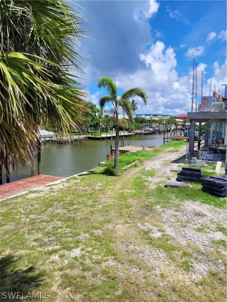 155 Palermo Circle Fort Myers Beach FL 33931